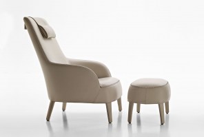 FEBO Bergere arm chair with stool in Leather